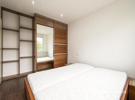 Pronájem bytu, 3+kk, 70 m²