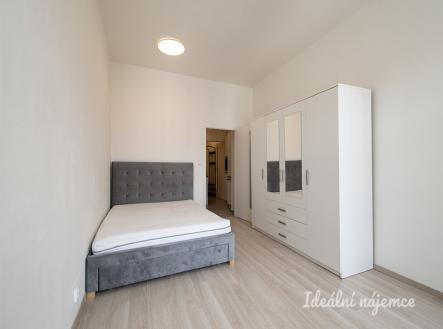 Pronájem bytu, 1+1, 29 m²