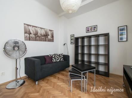 Pronájem bytu, 2+kk, 45 m²