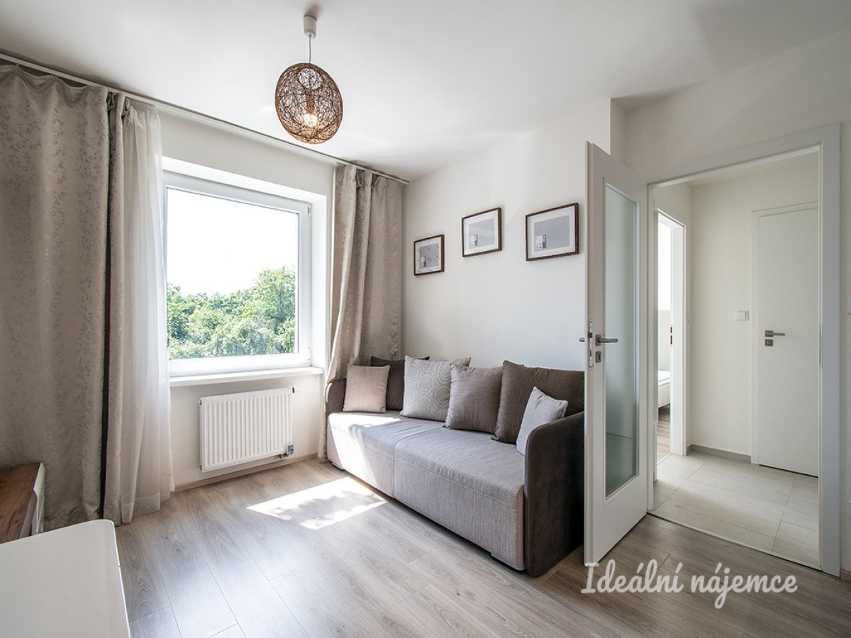 Pronájem bytu 2+kk, Na obrátce, Hloubětín, 19 200 Kč/měs, 30 m2