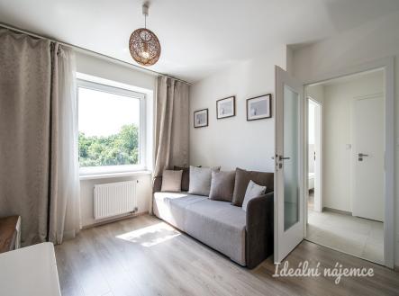 Pronájem bytu, 2+kk, 30 m² obrázek