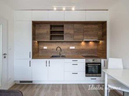 Pronájem bytu, 2+kk, 30 m² obrázek