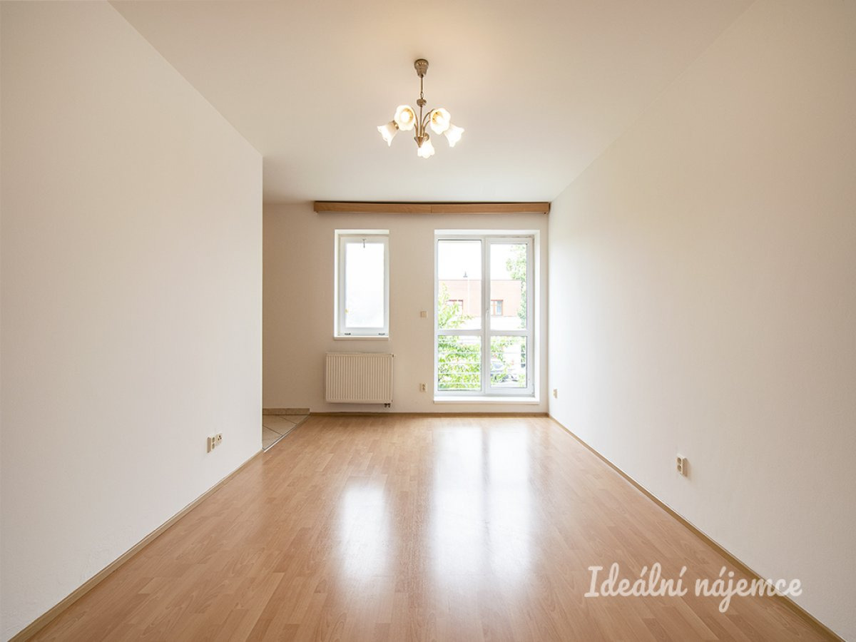 Pronájem bytu 2+kk, Ke zvoničce, Kolovraty, 16900 Kč/měs, 46 m2