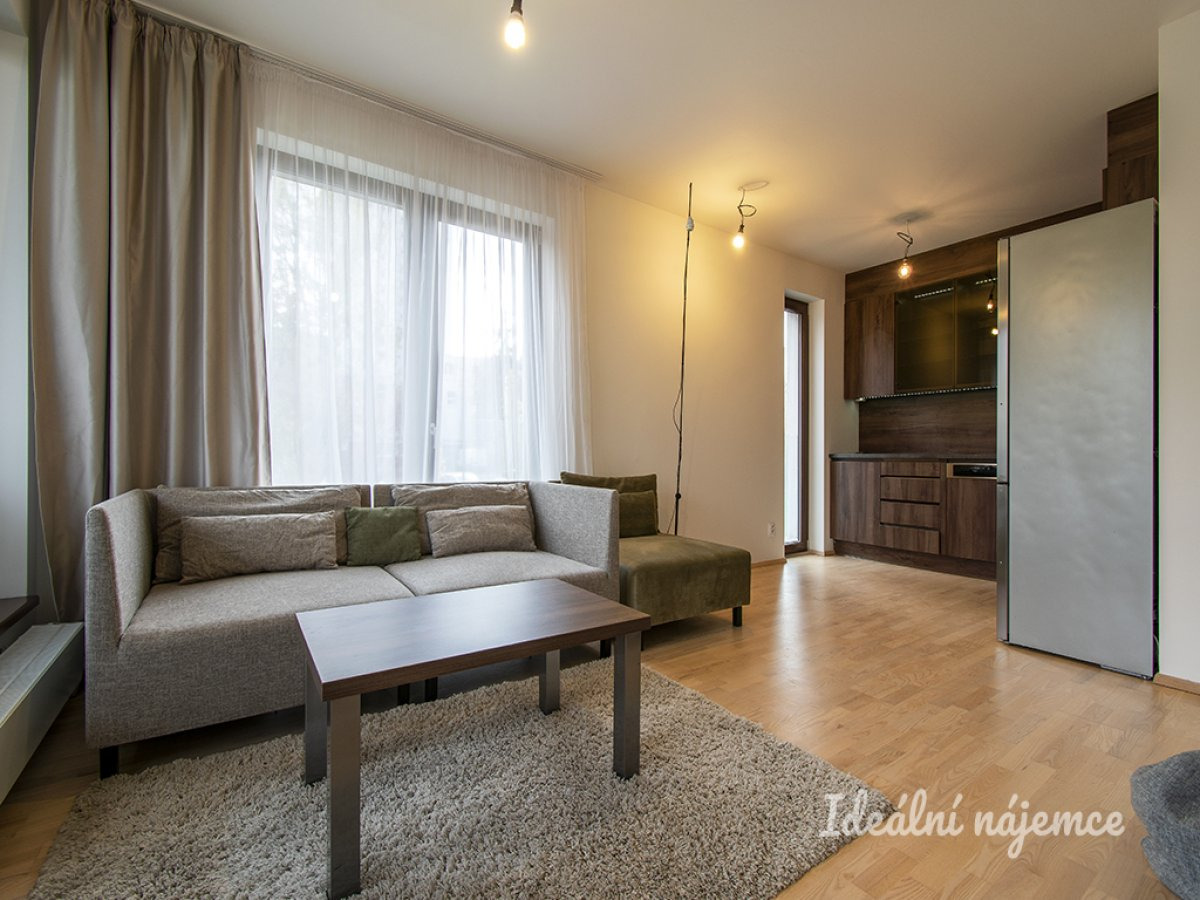 Pronájem bytu 2+kk, Učňovská, Jarov/Hrdlořezy, 22 900 Kč/měs, 54 m2