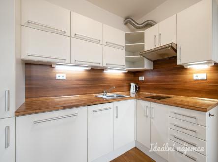 Pronájem bytu, 1+kk, 39 m² obrázek