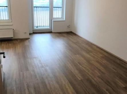 Pronájem bytu, 1+kk, 37 m²