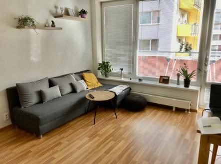 Pronájem bytu, 2+kk, 43 m²