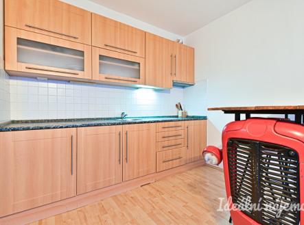 Pronájem bytu, 1+kk, 34 m²