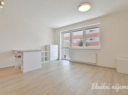 Pronájem bytu, 1+kk, 35 m²