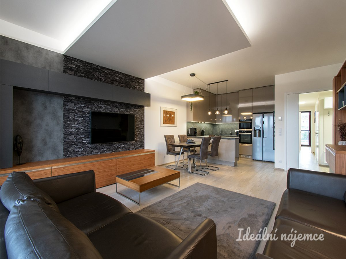 Pronájem bytu 3+kk, Sanderova, Holešovice, 39900 Kč/měs, 97 m2