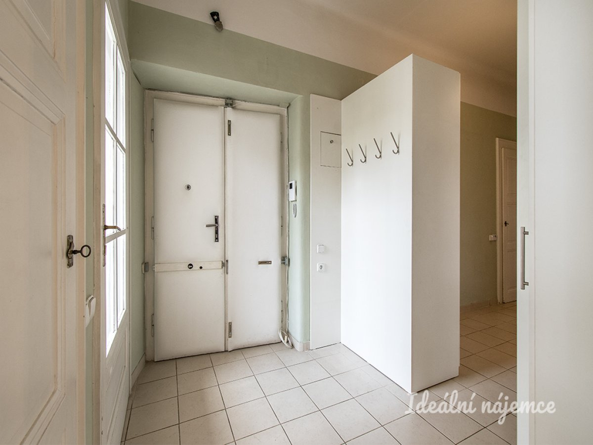 Pronájem bytu 2+1, Farského, Holešovice, 29900 Kč/měs, 112 m2