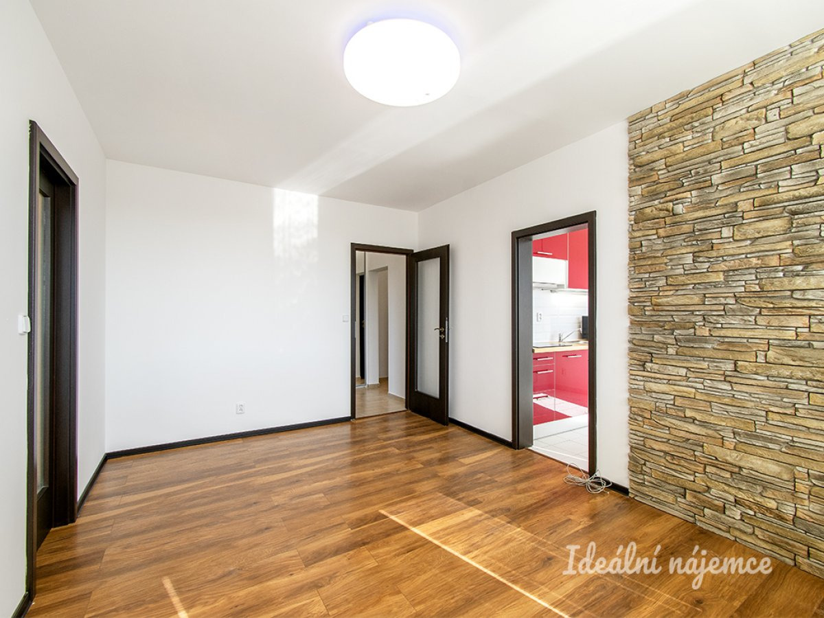 Pronájem bytu 3+1, Jablonecká, Prosek, 22 000 Kč/měs, 65 m2