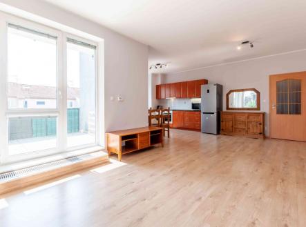 Pronájem bytu, 3+kk, 79 m²