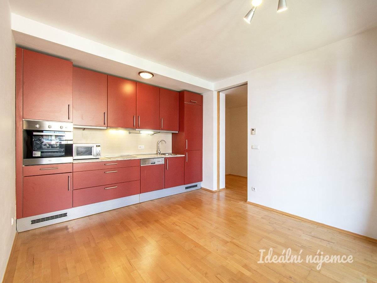 Pronájem bytu 1+kk, Paříkova, Vysočany, 15 900 Kč/měs, 27 m2