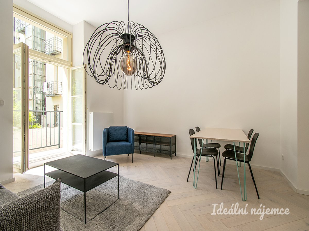 Pronájem bytu 2+kk, Mánesova, Vinohrady, 29900 Kč/měs, 63 m2