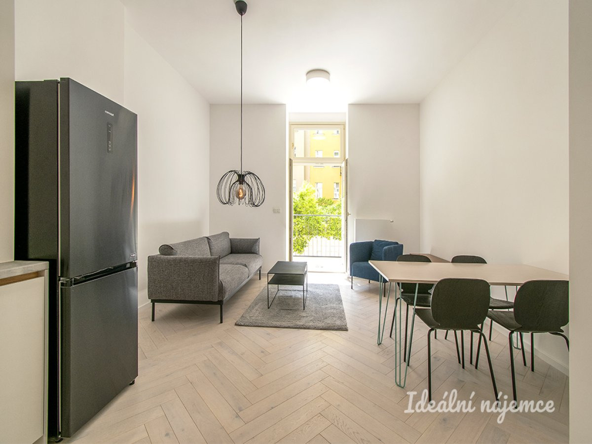 Pronájem bytu 2+kk, Mánesova, Vinohrady, 29900 Kč/měs, 63 m2