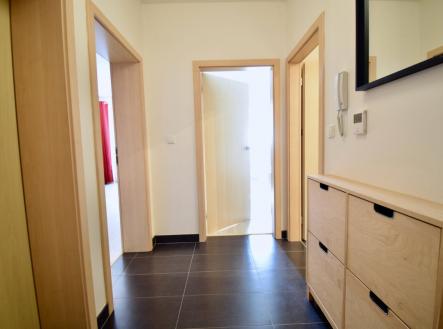 Pronájem bytu, 2+kk, 61 m²