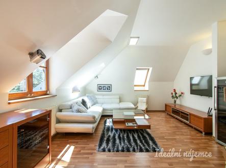 Pronájem bytu, 4+kk, 128 m²