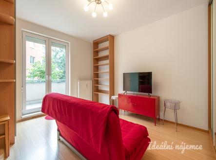 Pronájem bytu, 1+kk, 38 m²