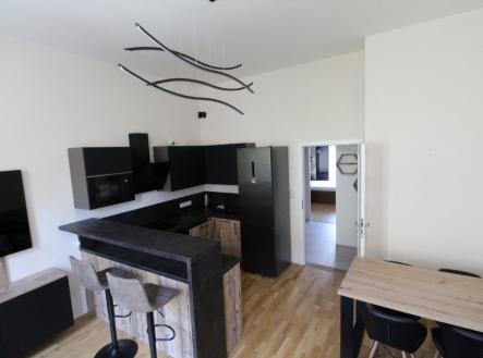 Pronájem bytu, 2+kk, 44 m²