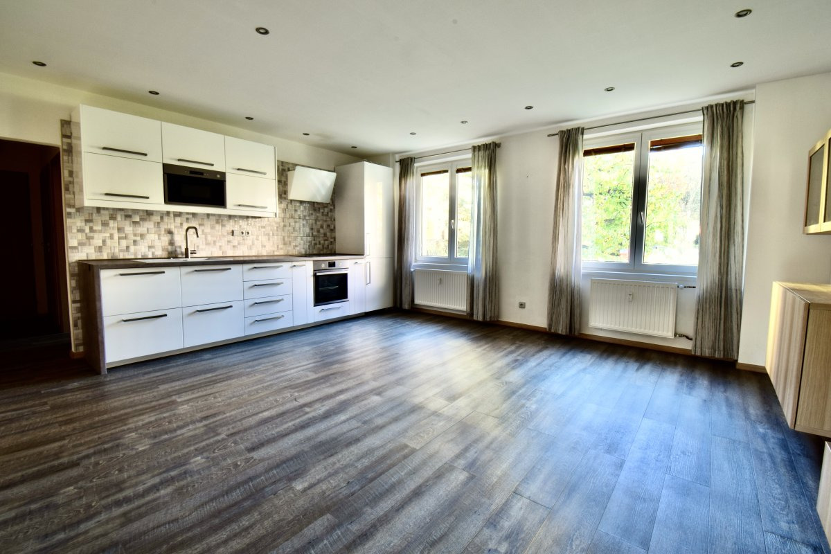 Pronájem bytu 2+kk, Gen. Sochora, 13900 Kč/měs,  m2