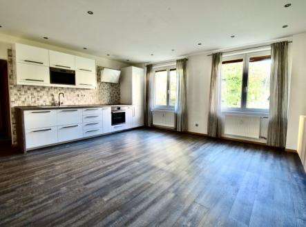 Pronájem bytu, 2+kk, 58 m²