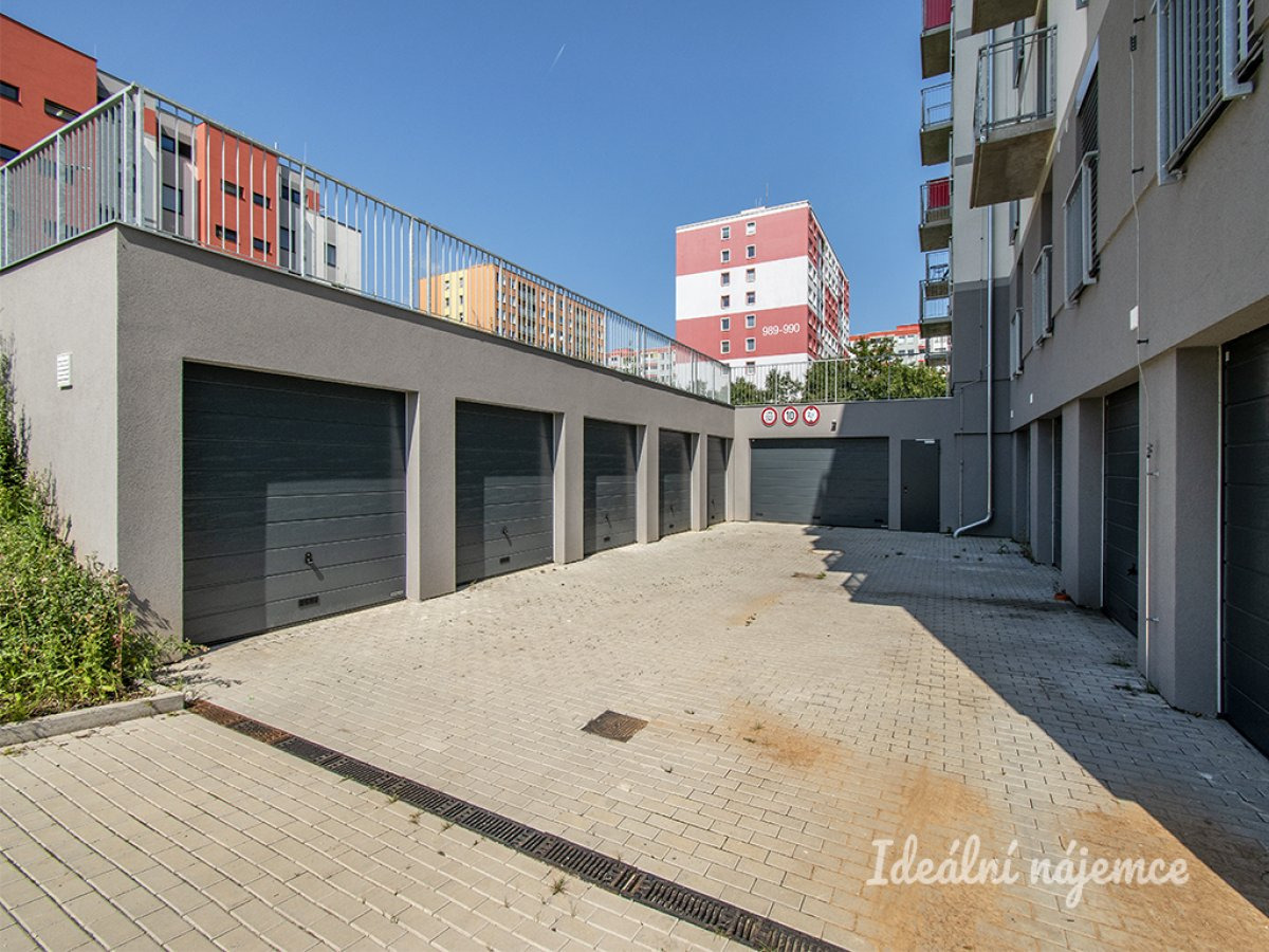 Pronájem bytu 4+kk, Bryksova, Černý Most, 32 900 Kč/měs, 74 m2