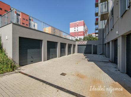 Pronájem bytu, 4+kk, 74 m²