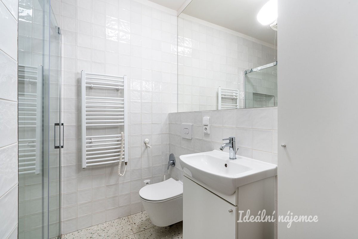 Pronájem bytu 2+1, Bulharská, Vršovice, 23 500 Kč/měs, 55 m2