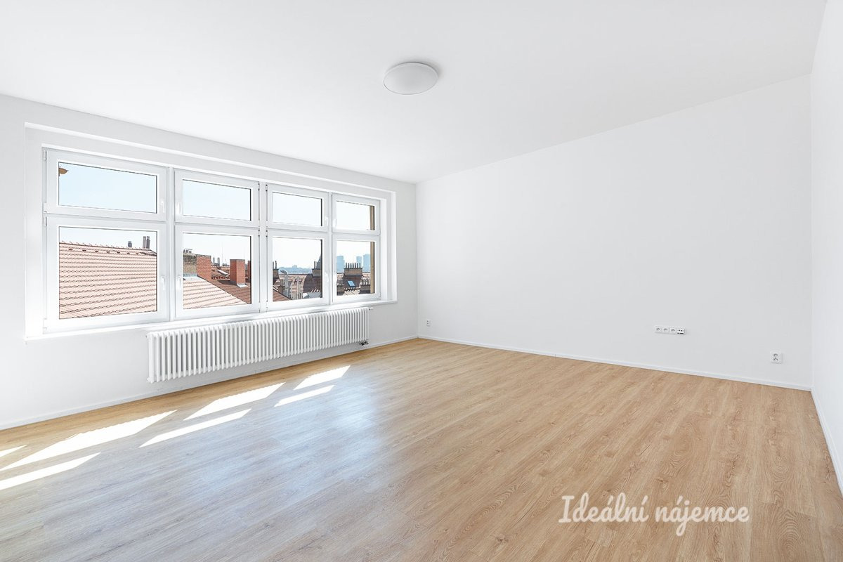 Pronájem bytu 2+1, Bulharská, Vršovice, 23 500 Kč/měs, 55 m2