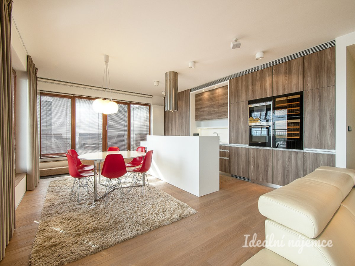 Pronájem bytu 3+kk, Nad Smetankou, Hrdlořezy, 53900 Kč/měs, 126 m2