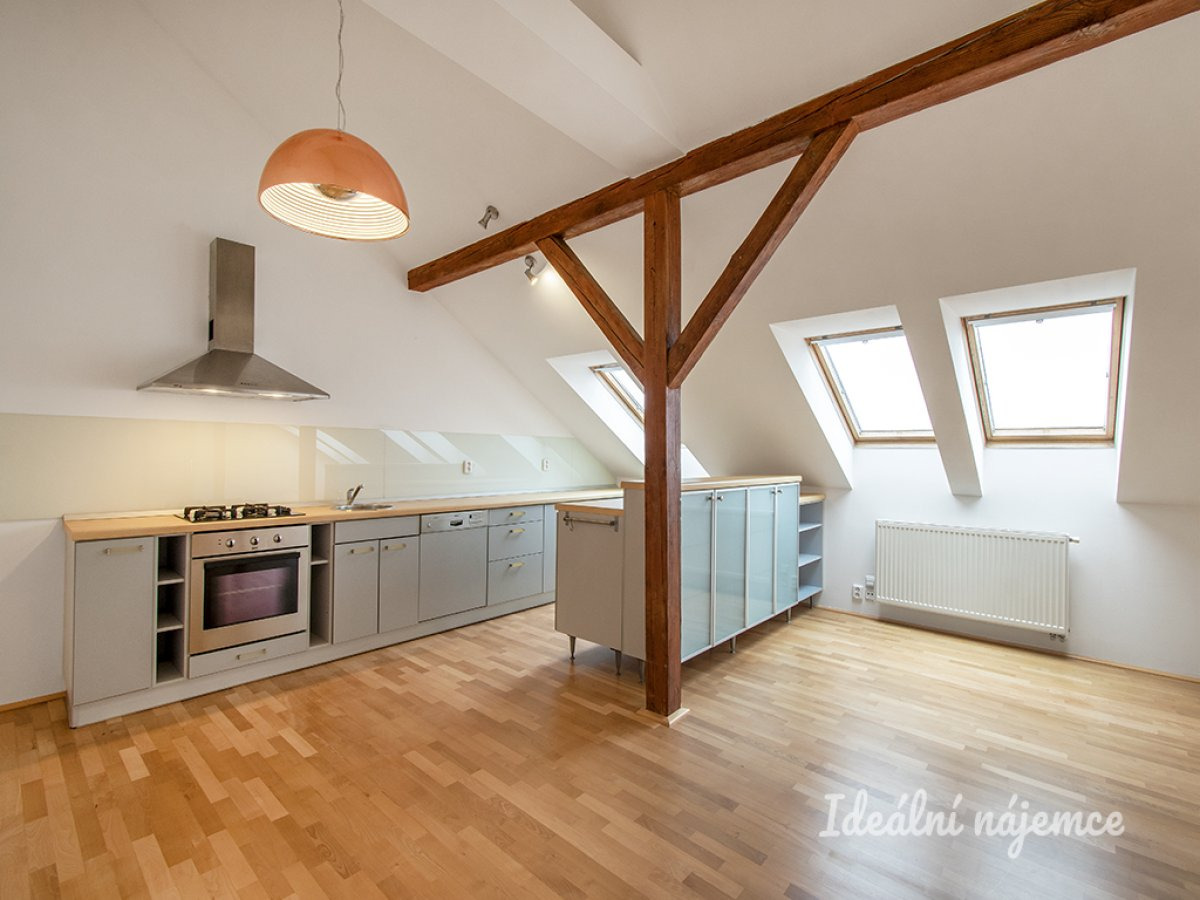 Pronájem bytu 3+kk, Ortenovo nám., Holešovice, 29990 Kč/měs, 82 m2