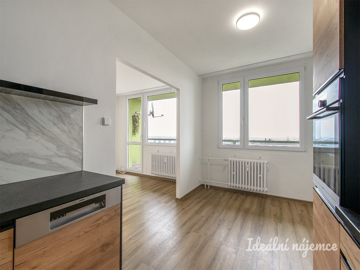 Pronájem bytu 3+kk, Zárybská, Prosek, 24 900 Kč/měs. 76 m2