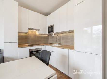 Pronájem bytu, 2+kk, 52 m²