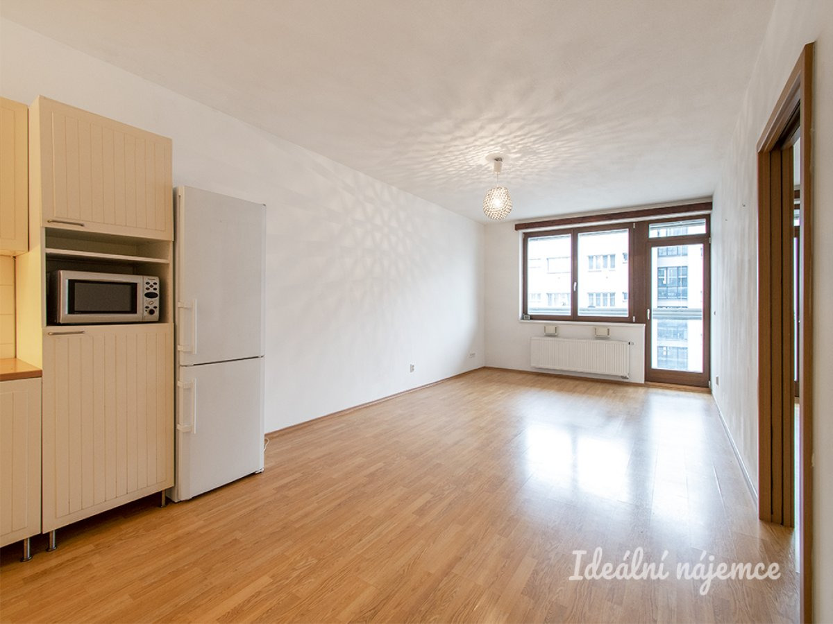 Pronájem bytu 2+kk, Osadní, Holešovice, 24 500 Kč/měs, 77 m2