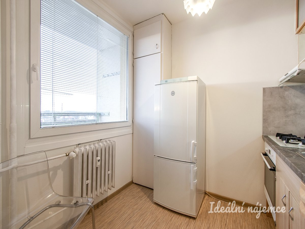 Pronájem bytu 1+1 s lodžií, Bramboříková, Záběhlice, 17 000 Kč/měs, 32 m2