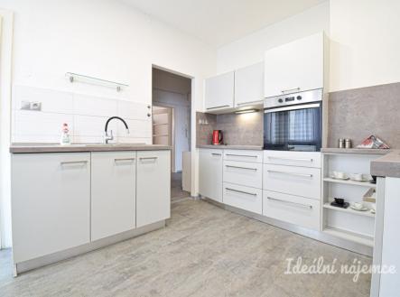 Pronájem bytu, 3+1, 83 m²