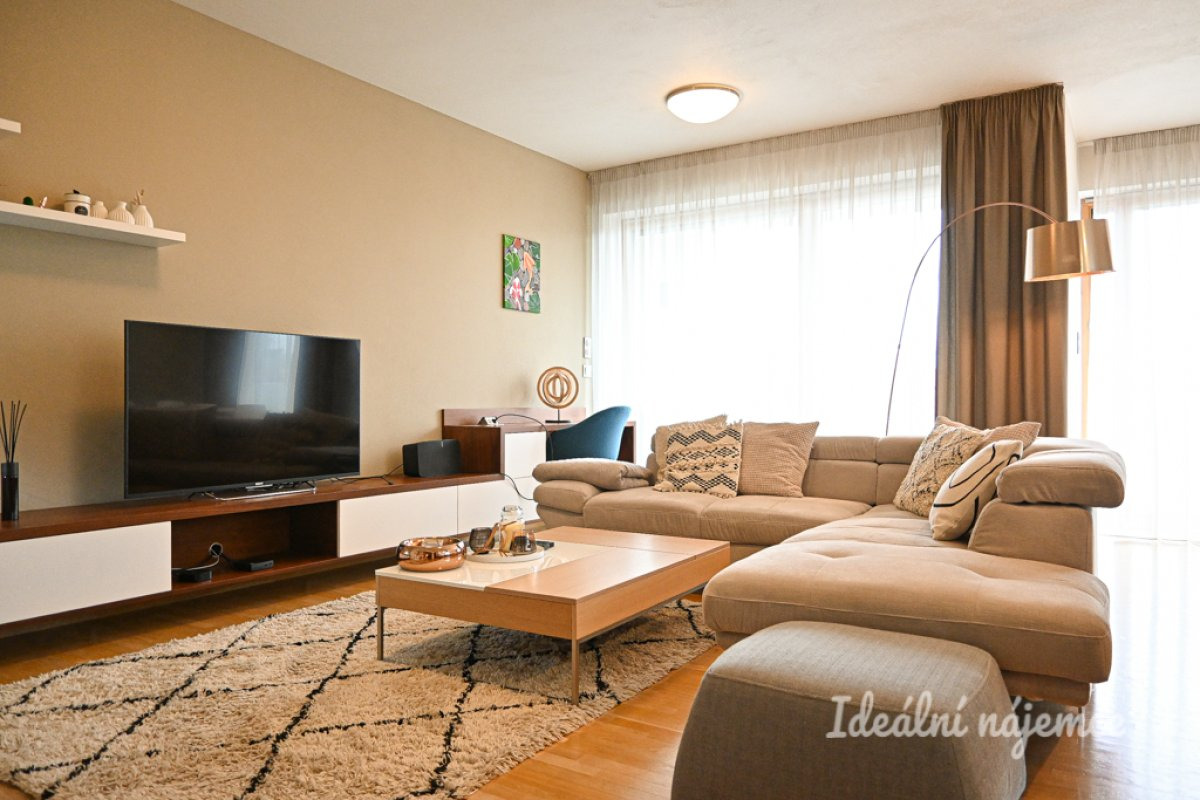 Pronájem bytu 3+kk, Bohuslava Martinů, Stránice, 121 m2