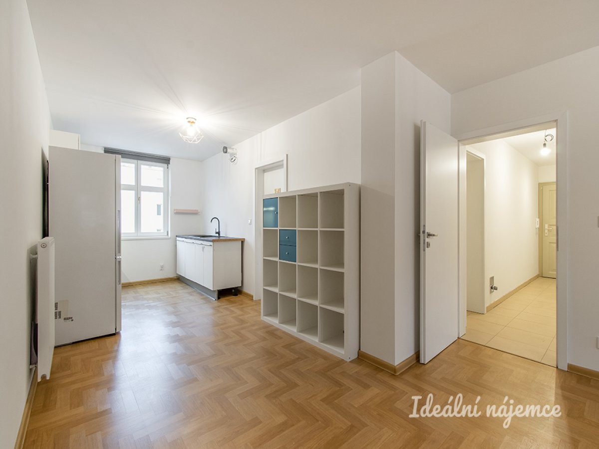 Pronájem bytu 3+kk, Rumunská, Vinohrady, 28 900 Kč/měs, 83 m2