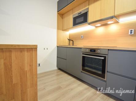Pronájem bytu, 1+kk, 28 m²