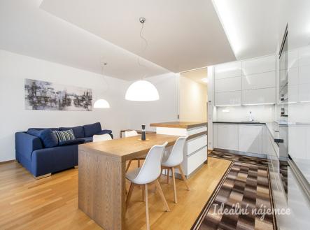 Pronájem bytu, 3+kk, 87 m²