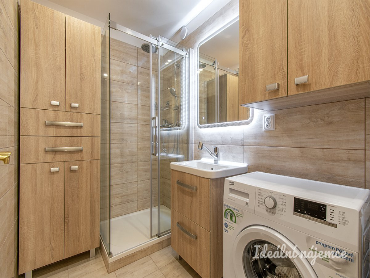 Pronájem bytu 3+1, Šiškova, Ďáblice, 23 400 Kč/měs, 64 m2