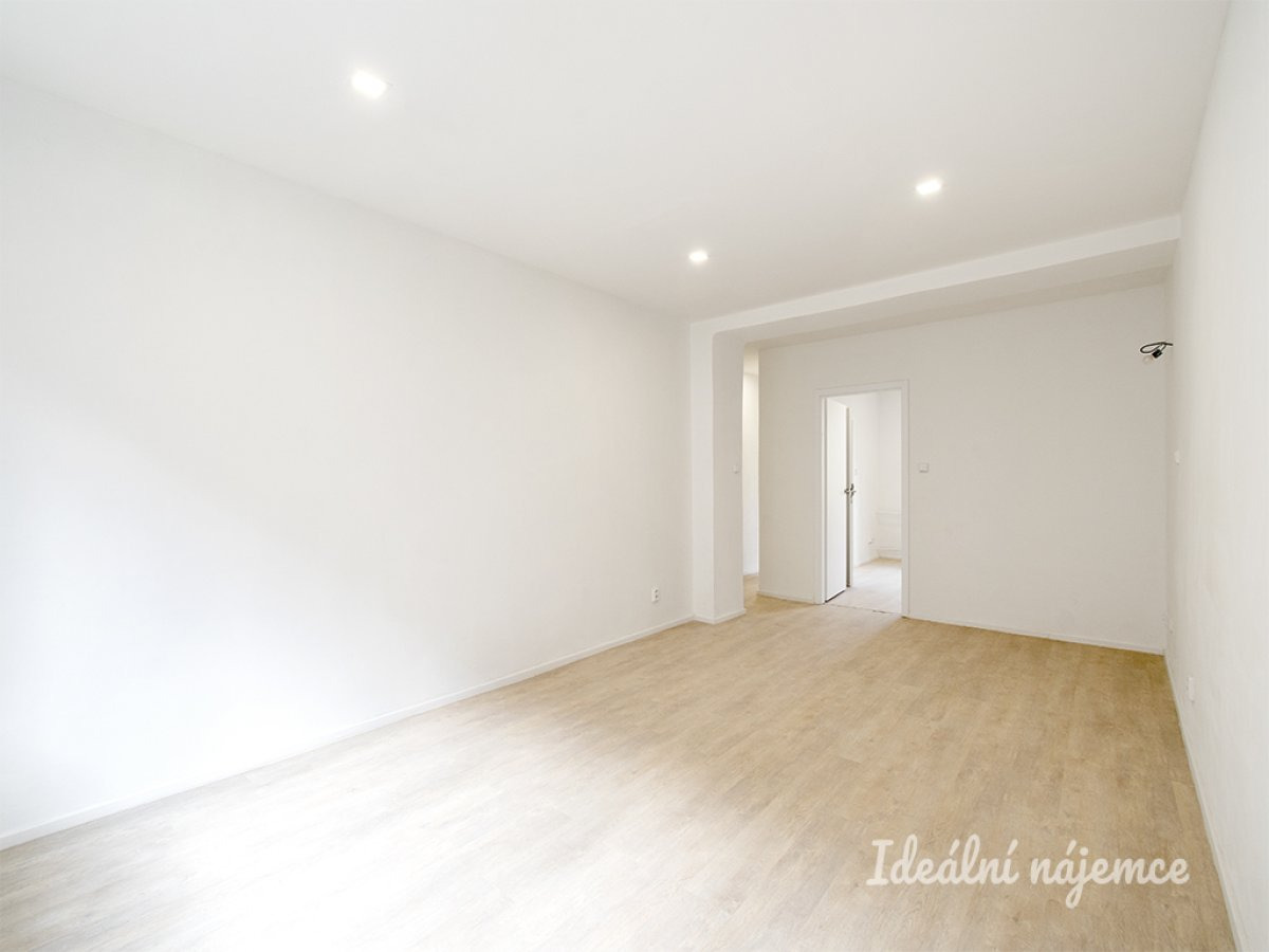 Pronájem bytu 2+1, Arménská, Vršovice, 23900 Kč/měs, 54 m2