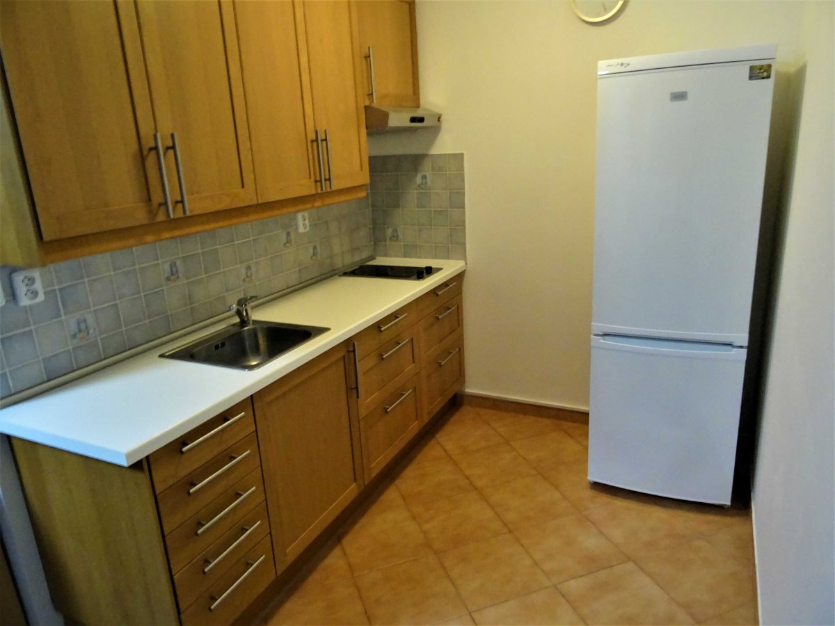 Pronájem bytu garsonka, Roudnická, Střížkov, 15000 Kč/měs, 33 m2