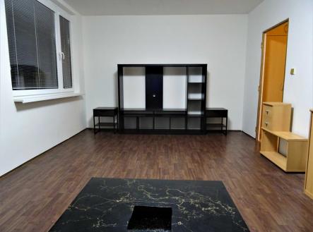 Pronájem bytu, garsoniéra, 33 m²