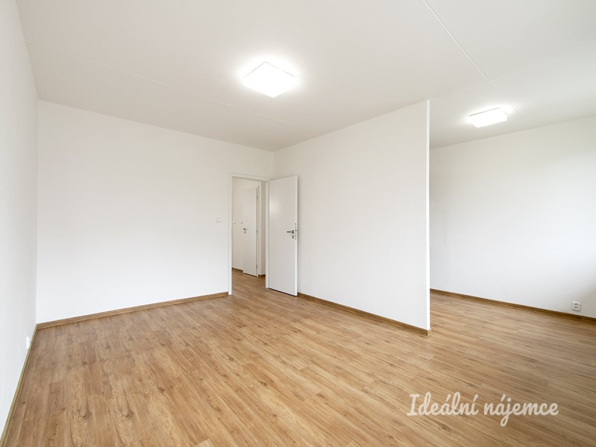 Pronájem bytu 4+1, Generála Janouška, Černý Most, 31 000 Kč/měs, 96 m2