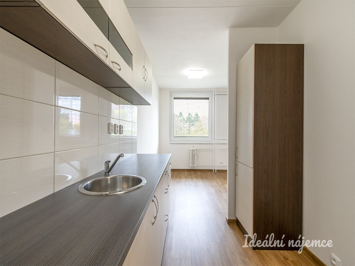 Pronájem bytu 4+1, Generála Janouška, Černý Most, 31 000 Kč/měs, 96 m2