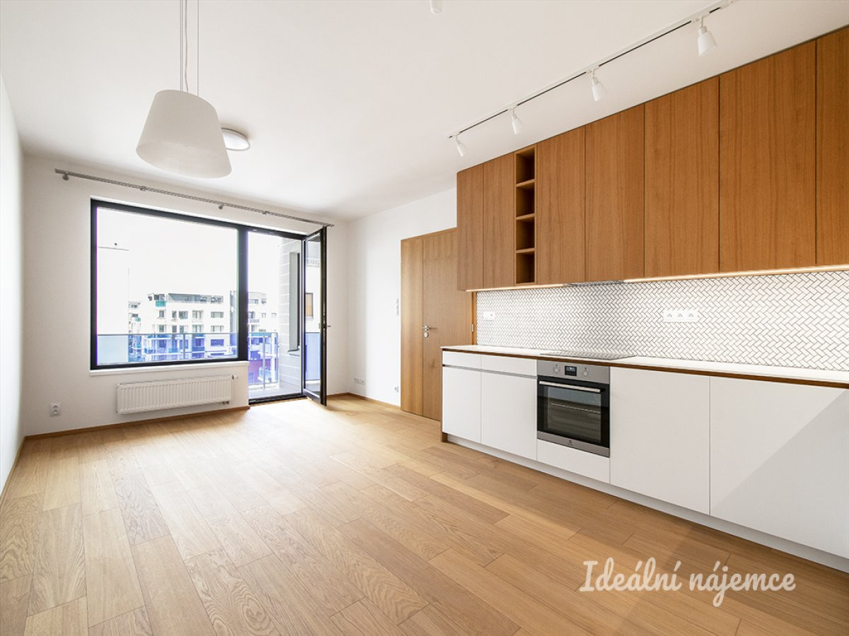 Pronájem bytu 3+kk, K Beranovu, Dolní Chabry, 30900 Kč/měs, 69 m2