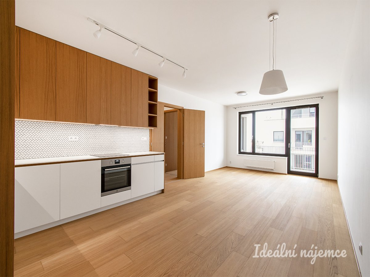 Pronájem bytu 3+kk, K Beranovu, Dolní Chabry, 31900 Kč/měs, 78 m2