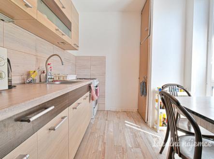 Pronájem bytu, 2+1, 55 m² obrázek